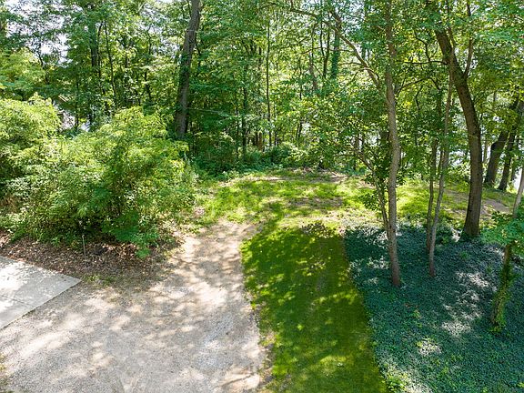 4th image of Par A Wildwood Dr