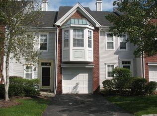 85 Heritage Ct, Towaco, NJ 07082