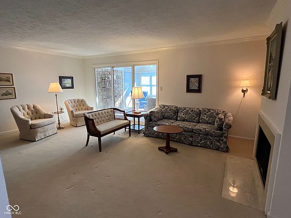 4th image of 7433 Longleat Rd