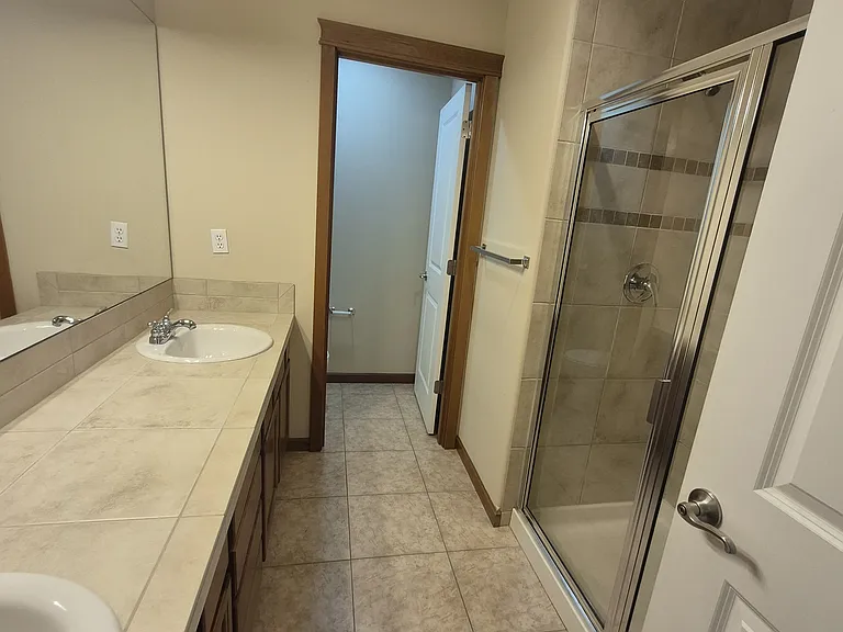Aspen Meadows — Photo 6