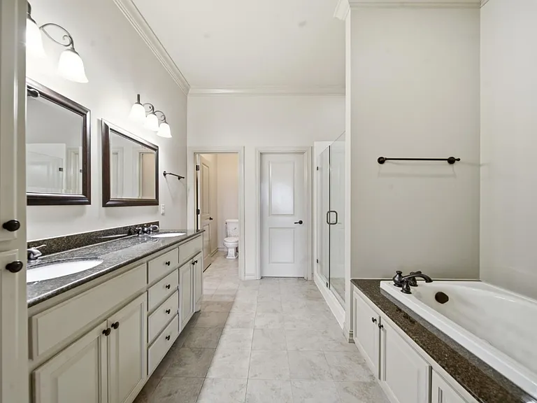1333 E 41st Pl — Photo 19