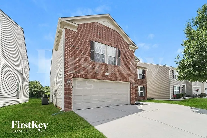 5 bed, 3.0 bath, 3416 sqft, $3,275 — Photo 3