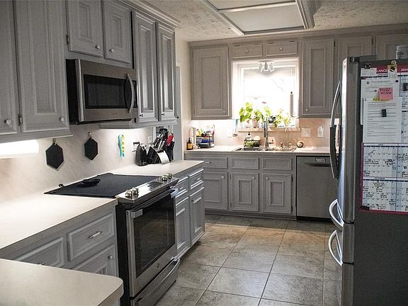 5th image of 5405 Stone Creek Drive