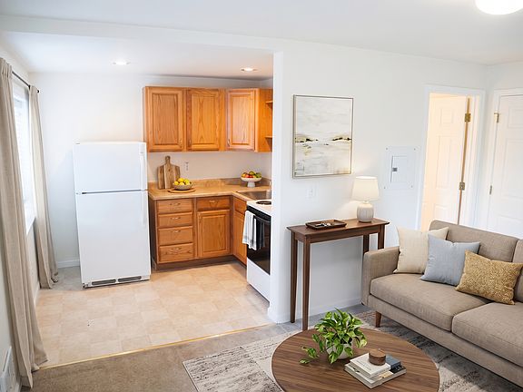 5th image of 3401-3405 14th Ave W #3401-04