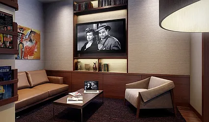 Rented by R New York