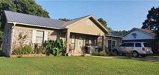 1st image of 1307 Adam Dr