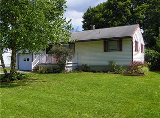 208 Burton St, Bath, NY 14810