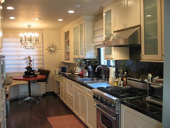 2nd image of 2588 Northshore Ln