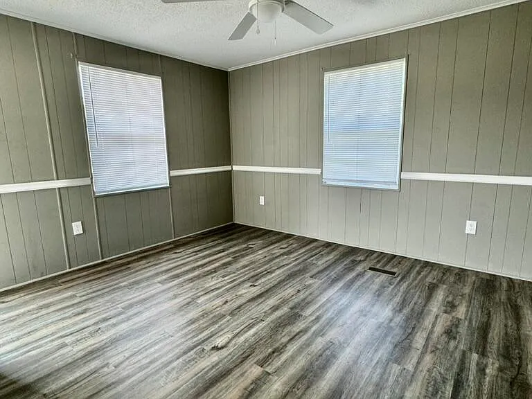 3601 Rose Rd #B — Photo 3