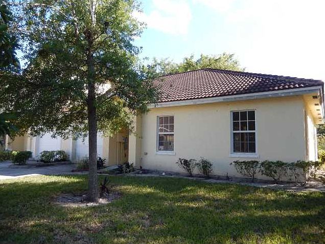 1st image of 1235 NW 27th Ave #1235
