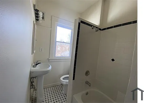 983 Nathaniel Rd #A — Photo 11