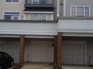 20460 Quiet Walk Ter, Ashburn, VA 20147
