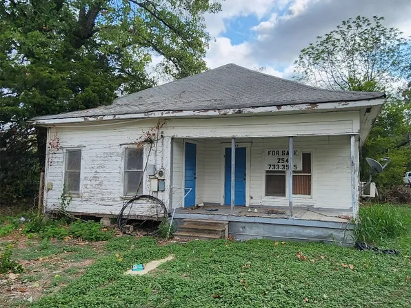 203 S Narcissus St, Kosse, TX 76653