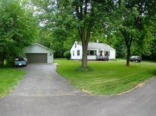 528 Mildred Ave, Cary, IL 60013