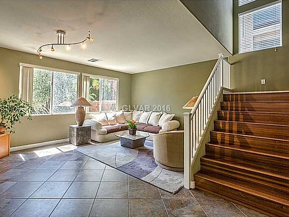 4th image of 2559 Hitchcock St