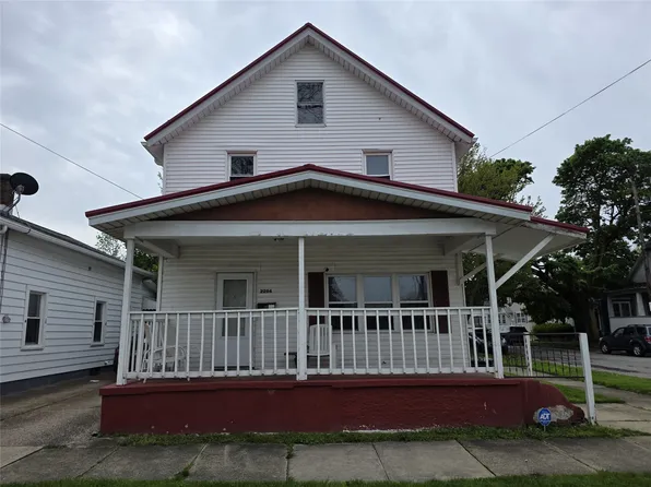2204 Plum St, Erie, PA 16502
