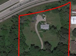 3320 Bull Valley Rd, McHenry, IL 60050