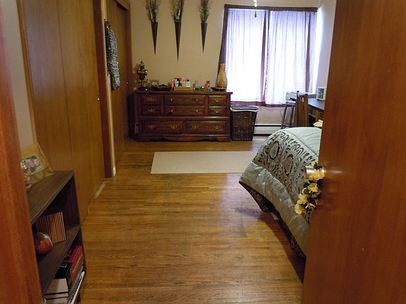 4th image of 801 University Ave SE #12