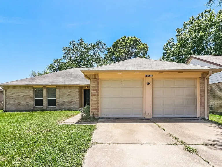 19411 Winding Branch Dr — Photo 1