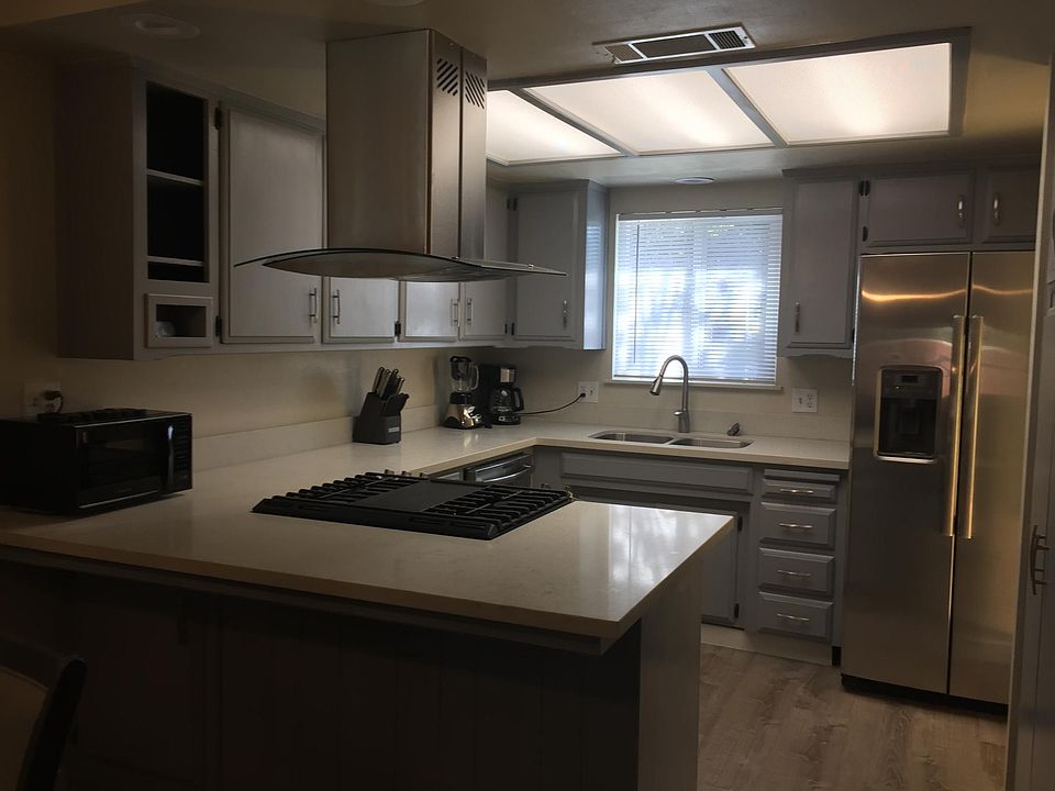 2nd image of 3809 W Hillsdale Ave