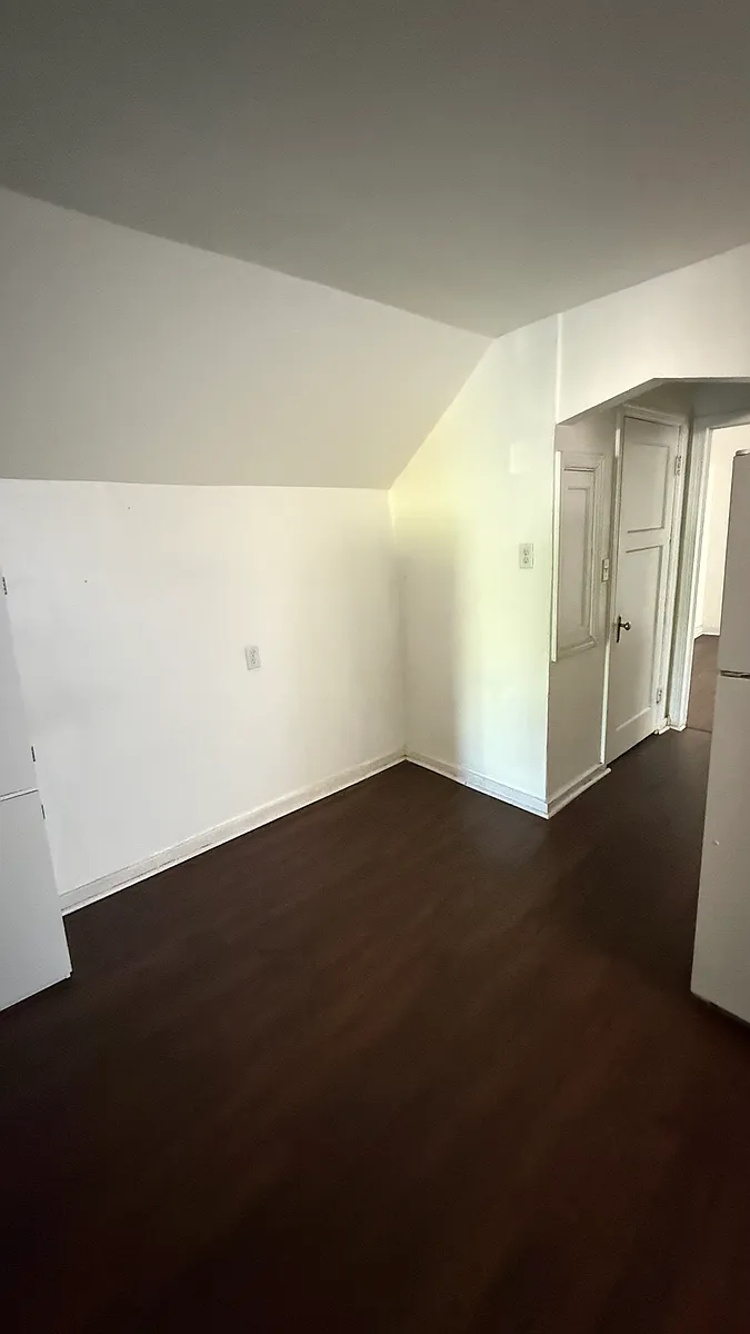 Building Photo - 2258 S Chase Ave #2