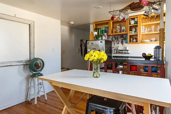 Rented by The Downtown LLC | media 20