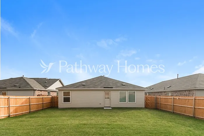 1535 Lanner Meadows Ln — Photo 15