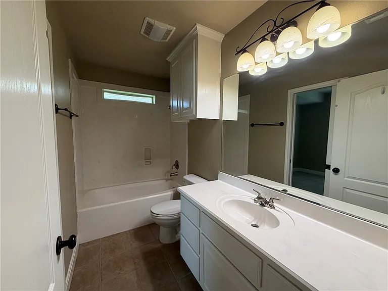 413 Cold Spring Dr — Photo 17