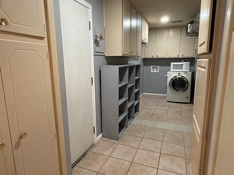 809 W Cheryl Ave — Photo 24