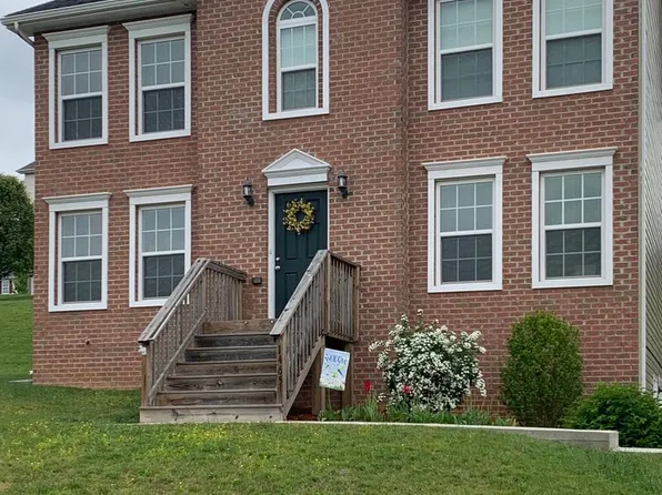 1465 Kensington Way, Christiansburg, VA 24073