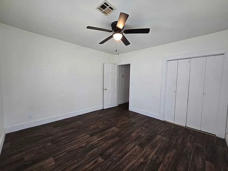 617 N Bonita Ave — Photo 12