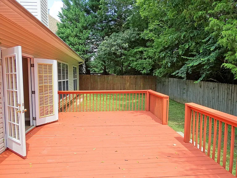 8518 Lawnpark Dr — Photo 16