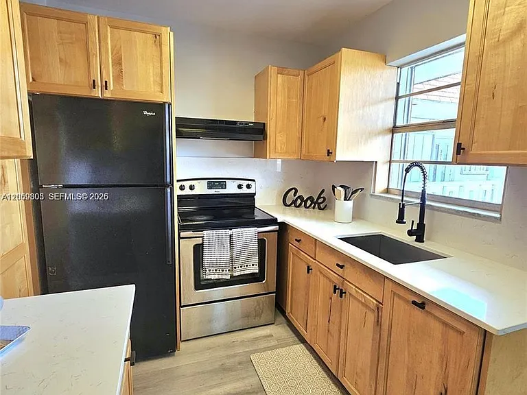 1490 NW 43rd Ave #301 — Photo 5