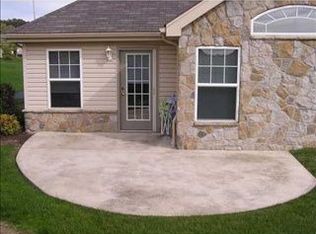 6057 Triple Crown Cir, Greensburg, PA