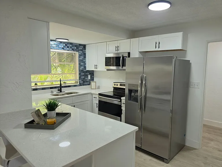 640 Westward Cir — Photo 16