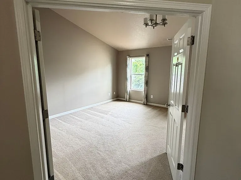 6108 NE 84th Ave — Photo 23