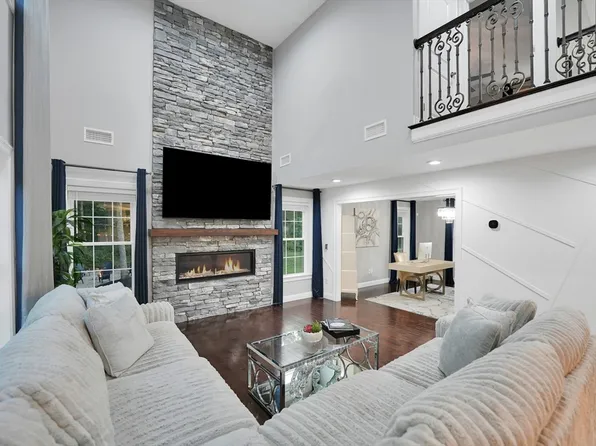 47 Devol Ave, Westport, MA 02790