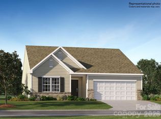 325 W 18th St, Kannapolis, NC 28081