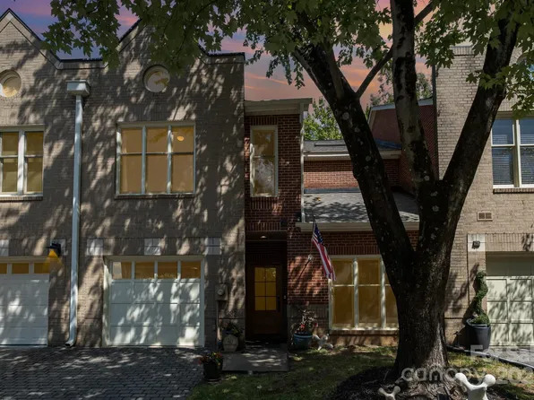 332 Settlers Ln, Charlotte, NC 28202