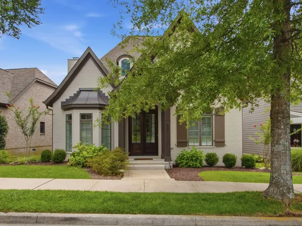 3805 Somers Ln, Thompsons Station, TN 37179