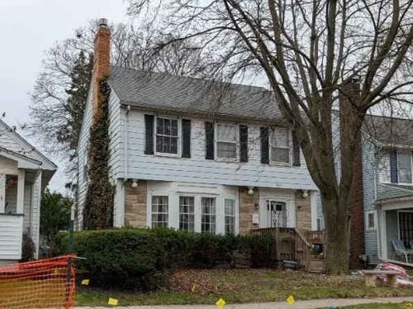 320 N Jenison Ave, Lansing, MI 48915