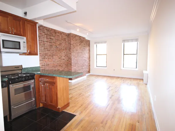 906 Amsterdam Avenue image 1 of 5
