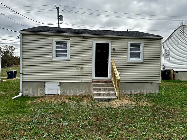 208 S Lexington Dr — Photo 23