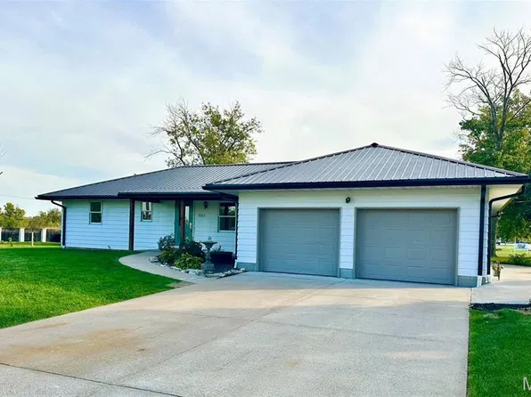 1017 Pocahontas Ave, Palmyra, MO 63461