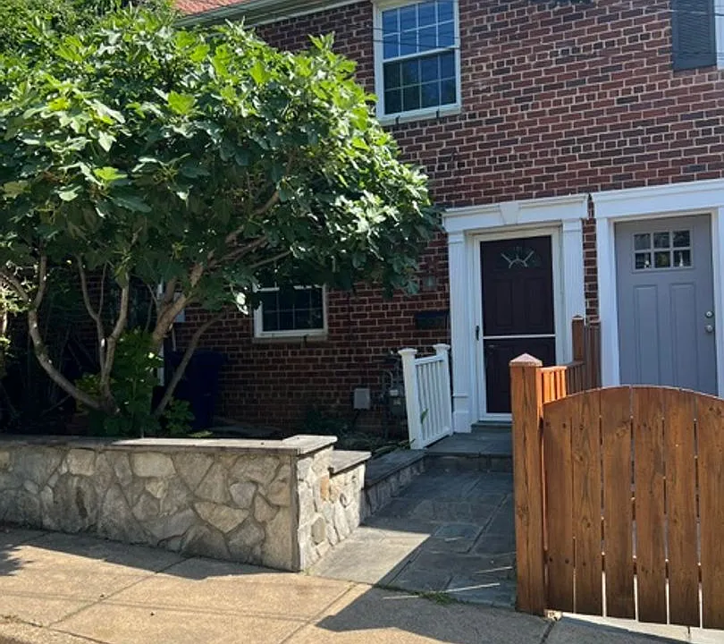 209 Burgess Ave