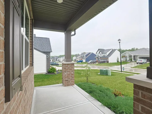 400 Champagne Ln, Walton, KY 41094