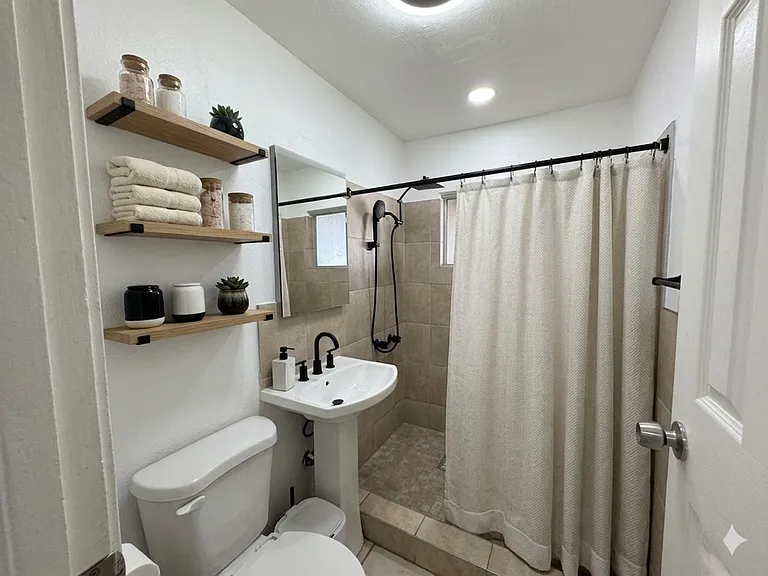 7936 Anza Dr — Photo 12