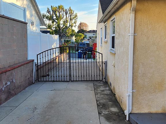 7333 W 85th St, Los Angeles, CA 90045 | Zillow