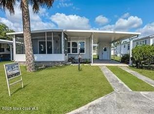 939 Laurel Cir, Barefoot Bay, FL 32976