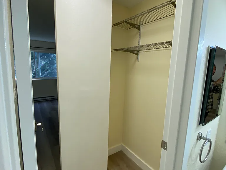 Mandarin Dr — Photo 66